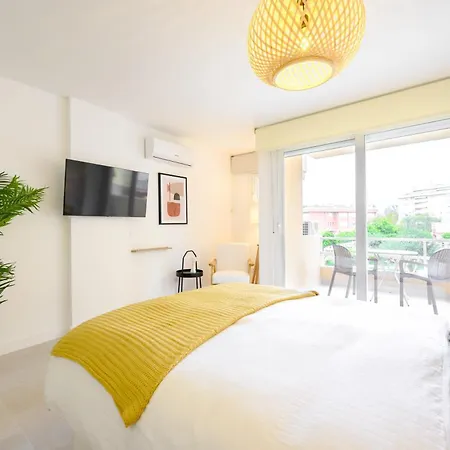 New Studio, Terrace, Parking, And Pool By 10tosea *