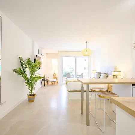 New Studio, Terrace, Parking, And Pool By 10tosea Apartment