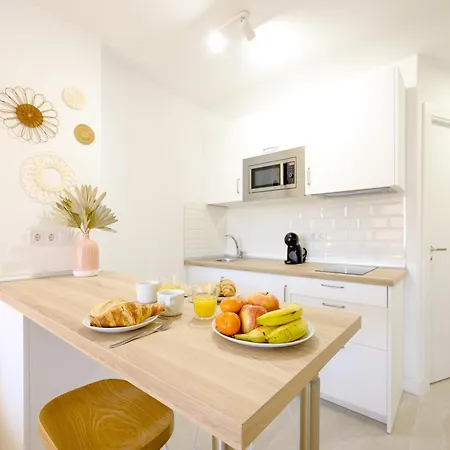 New Studio, Terrace, Parking, And Pool By 10tosea