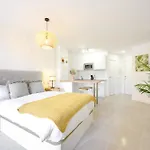 شقة New Studio, Terrace, Parking, And Pool By 10tosea *