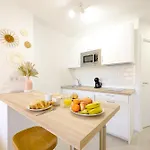 New Studio, Terrace, Parking, And Pool By 10tosea